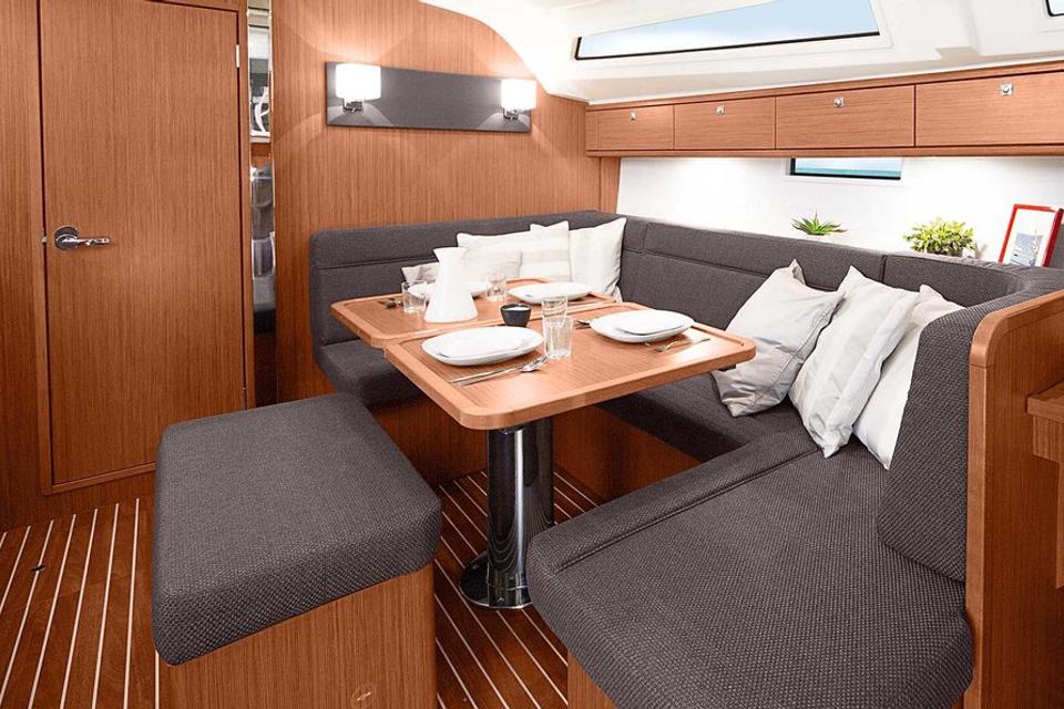 Bavaria Cruiser 41 (3)