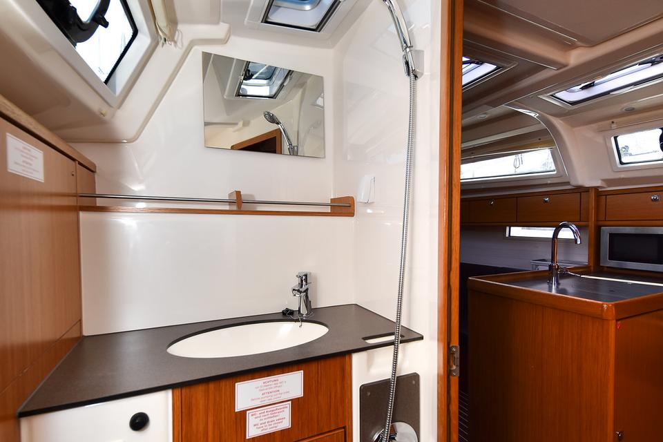 Bavaria 37 (46)