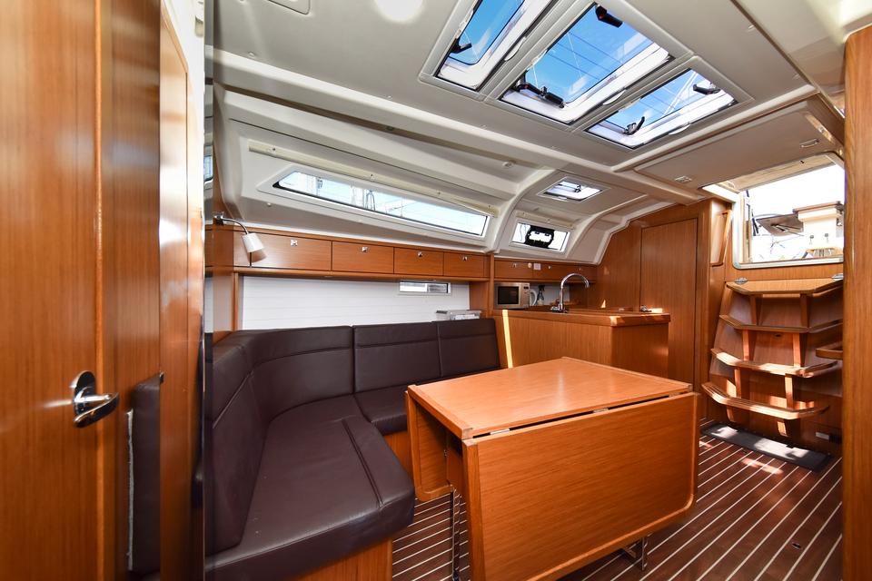 Bavaria 37 (40)