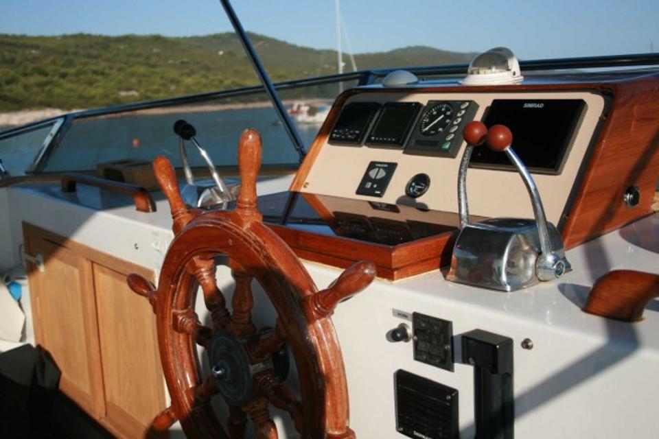 Hampton 42 (28)