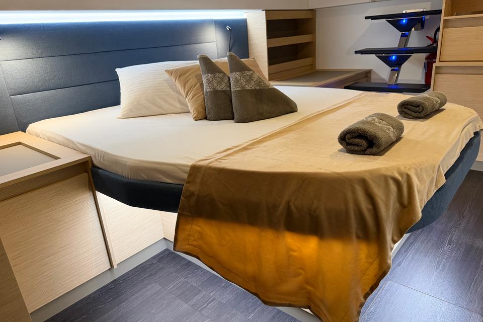 Fountaine Pajot Aura 51 (6)