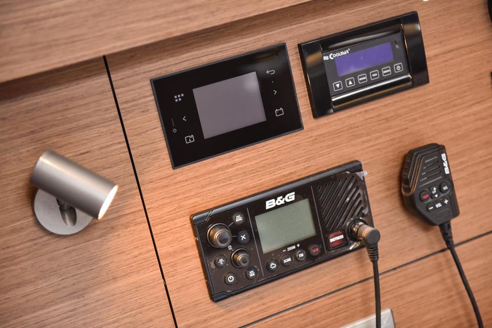 Beneteau Oceanis 40.1 (6)