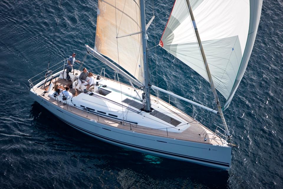 Beneteau First 45