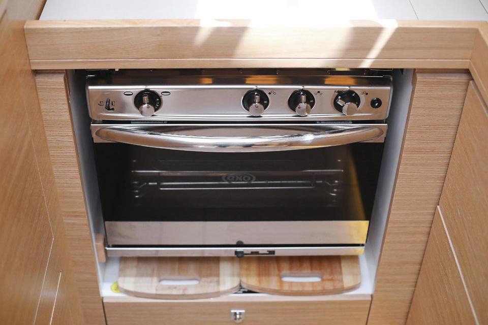 Dufour 520 Grand Large (17)