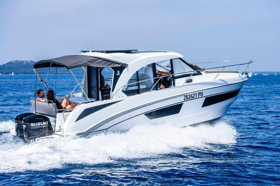 Beneteau Antares 9 (14)