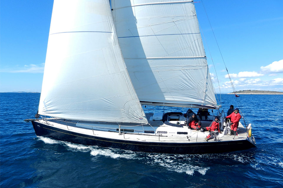 Grand Soleil 43 (3)