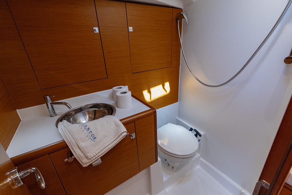 Jeanneau Sun Odyssey 449 (10)