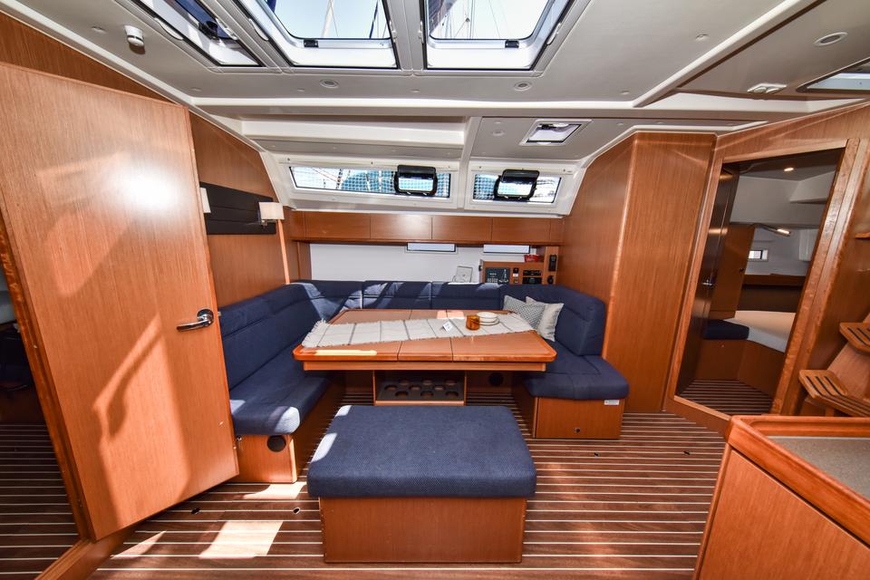Bavaria Cruiser 46 (7)
