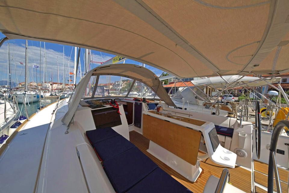 Dufour 412 Grand Large (6)