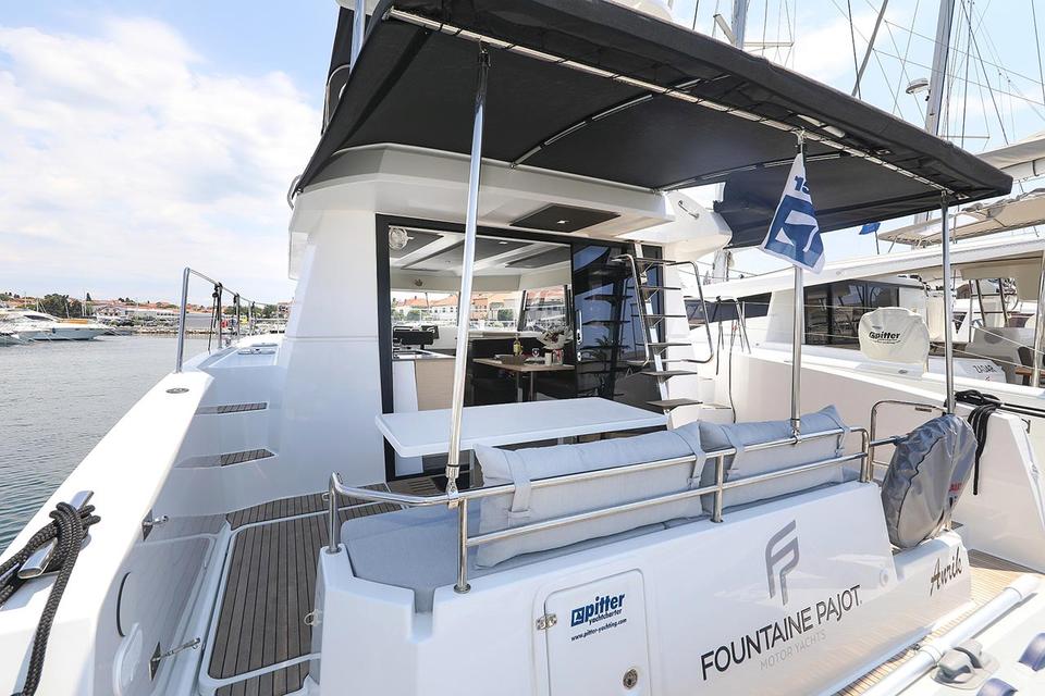 Motor Catamaran Fountaine Pajot MY 37 (7)