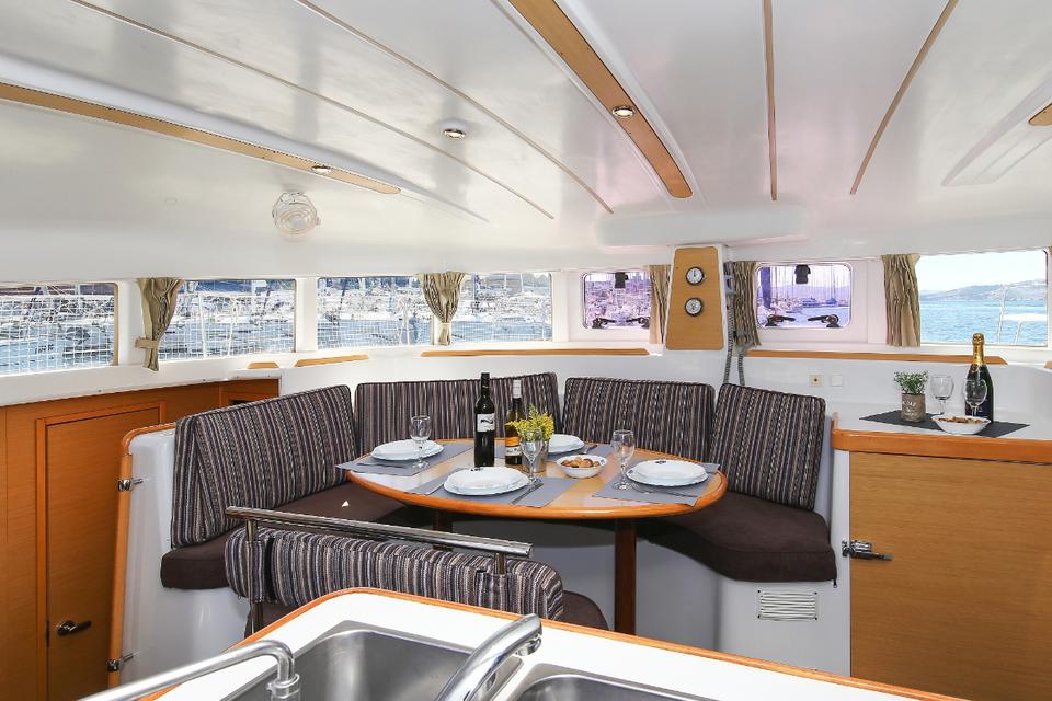 Lagoon 380 S2 (26)