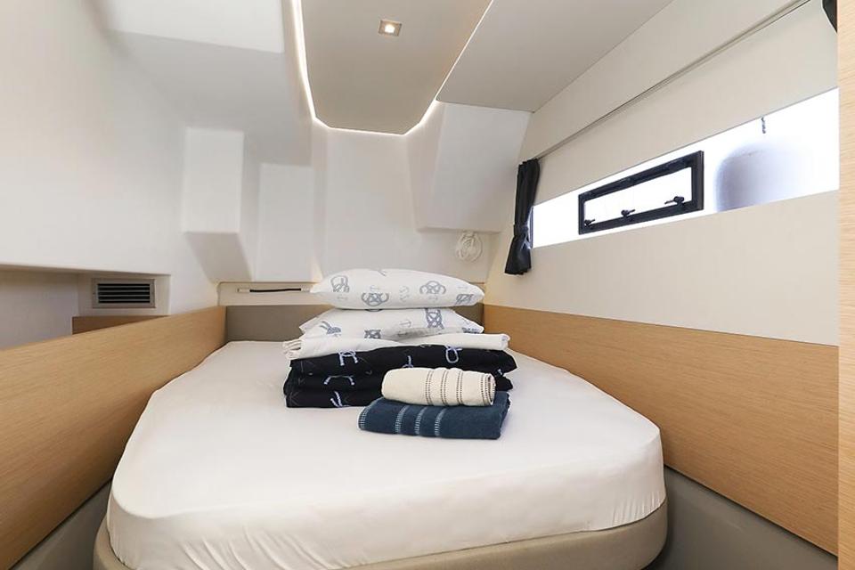 Motor Catamaran Fountaine Pajot MY 37 (27)