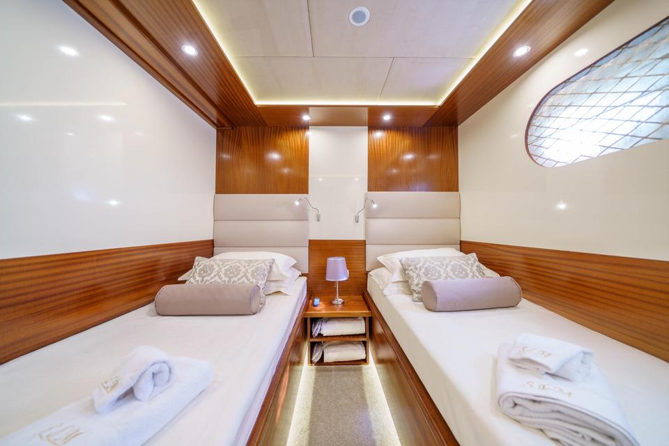 Custom Built (35)