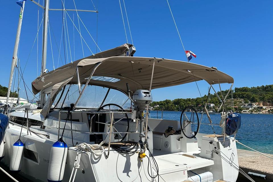 Jeanneau Sun Odyssey 490 (2)
