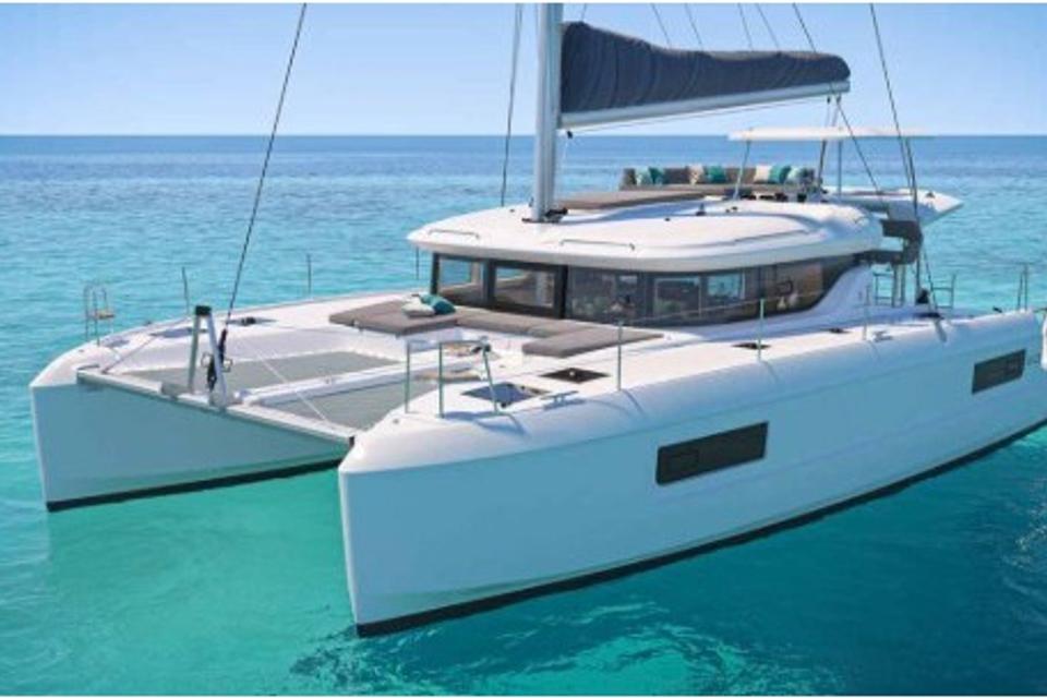 Lagoon 43