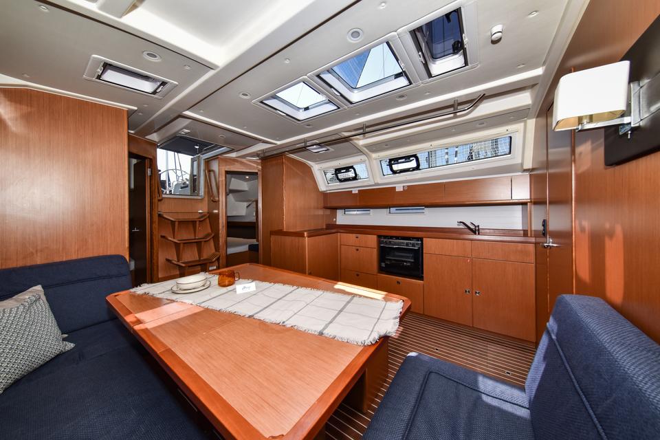 Bavaria Cruiser 46 (21)
