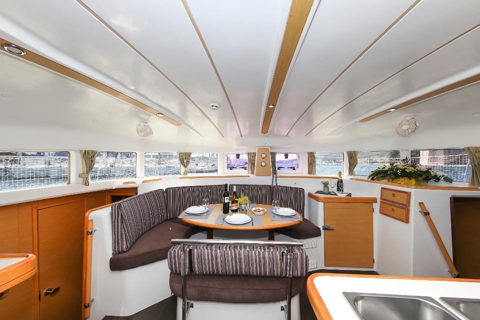 Lagoon 380 S2 (18)