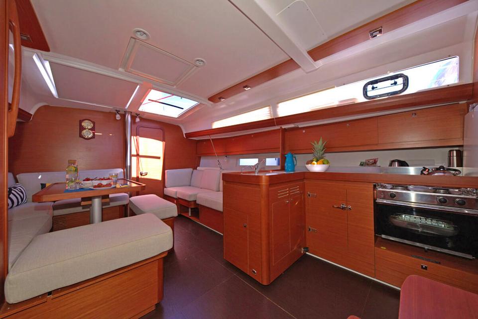 Dufour 412 Grand Large (15)