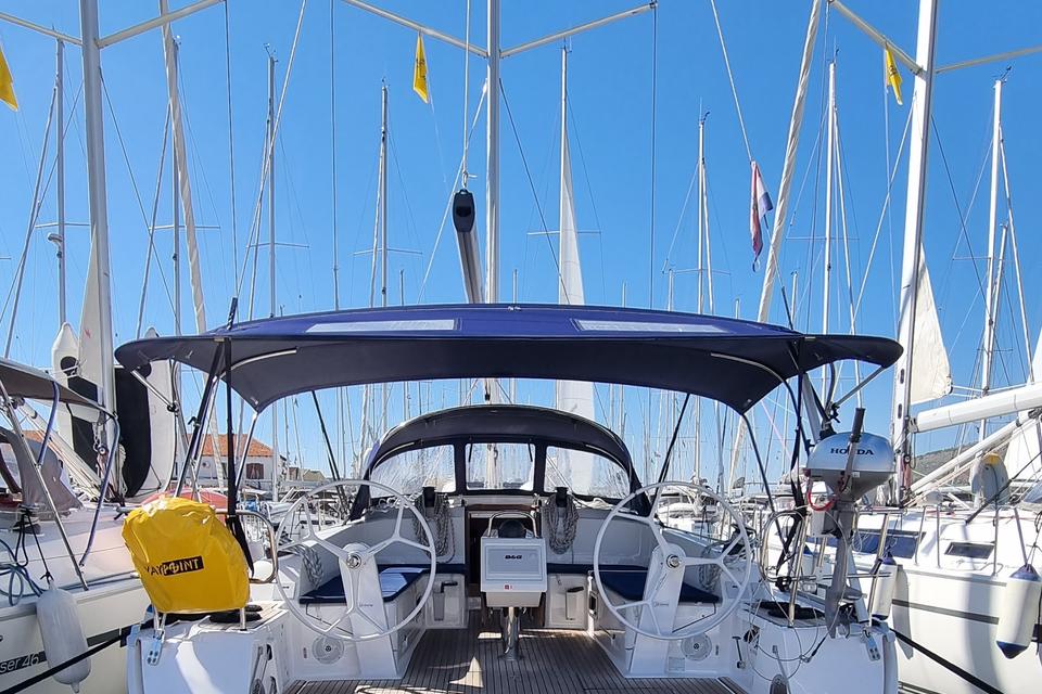 Bavaria Cruiser 46 (2)