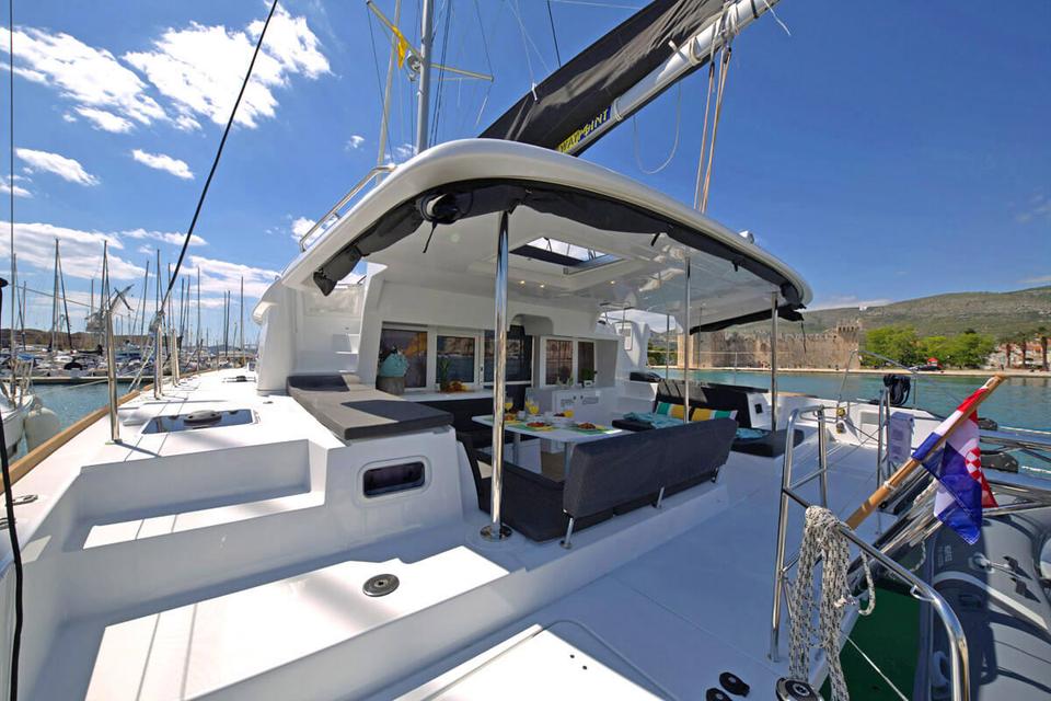 Lagoon 450 F (6)