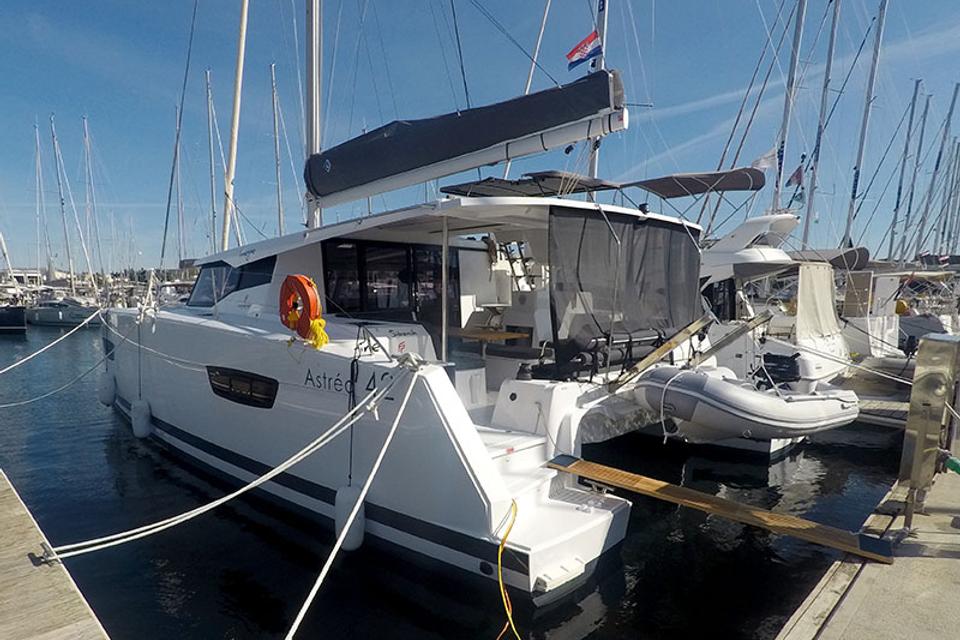 Fountaine Pajot Astrea 42 (3)