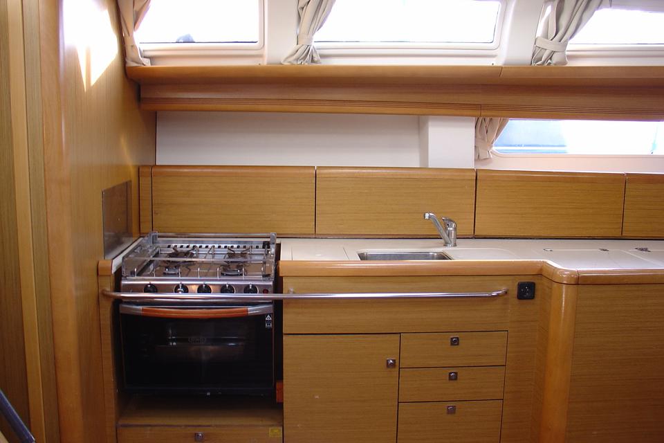 Jeanneau Sun Odyssey 49I (8)