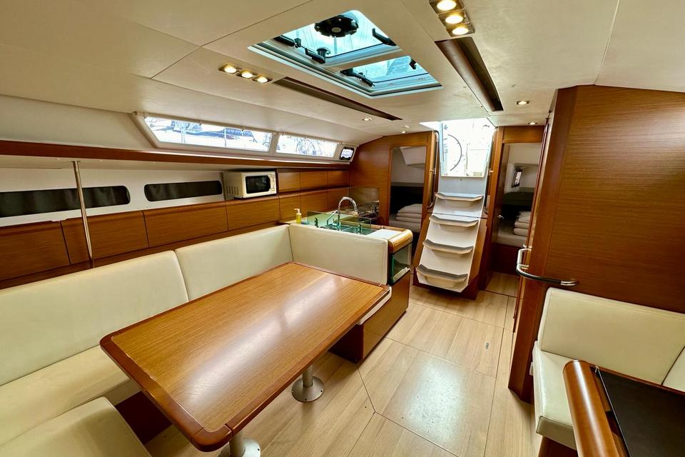 Jeanneau Sun Odyssey 449 (2)