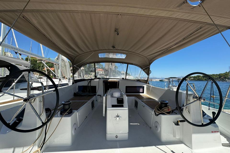 Jeanneau Sun Odyssey 490 (4)