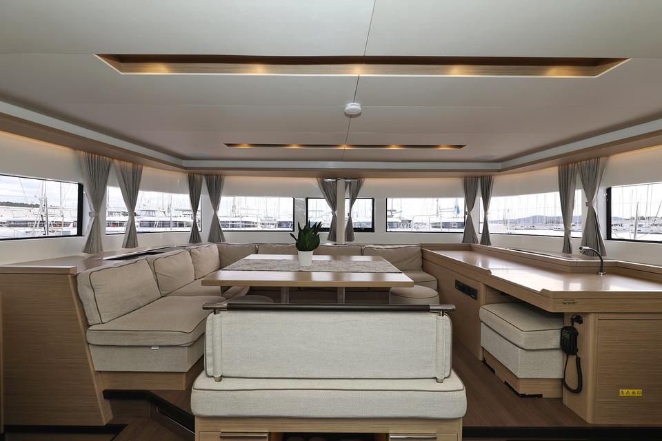 Lagoon 51 (30)