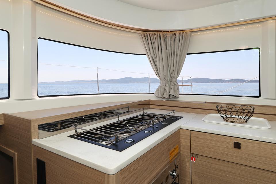 Lagoon 43 (55)