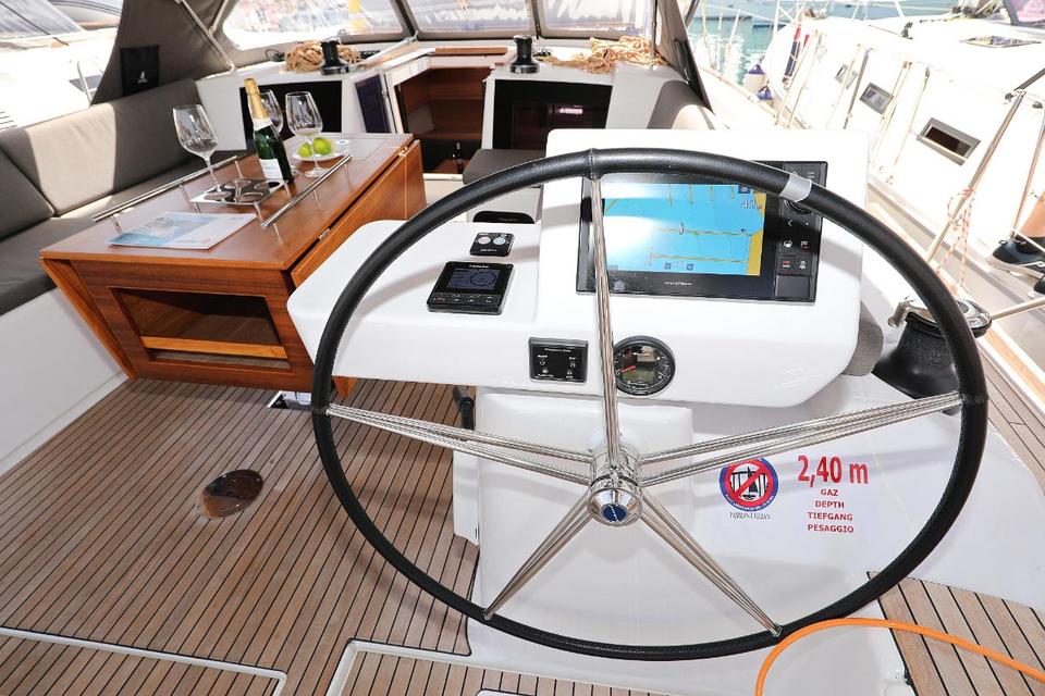 Dufour 520 Grand Large (11)
