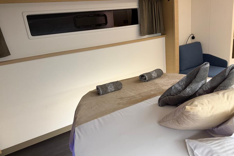 Fountaine Pajot Aura 51 (23)