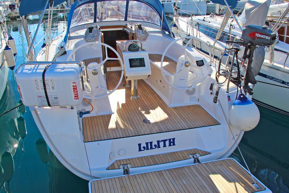 Bavaria Cruiser 34 (9)