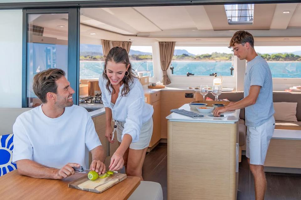 Fountaine Pajot New 44 (33)