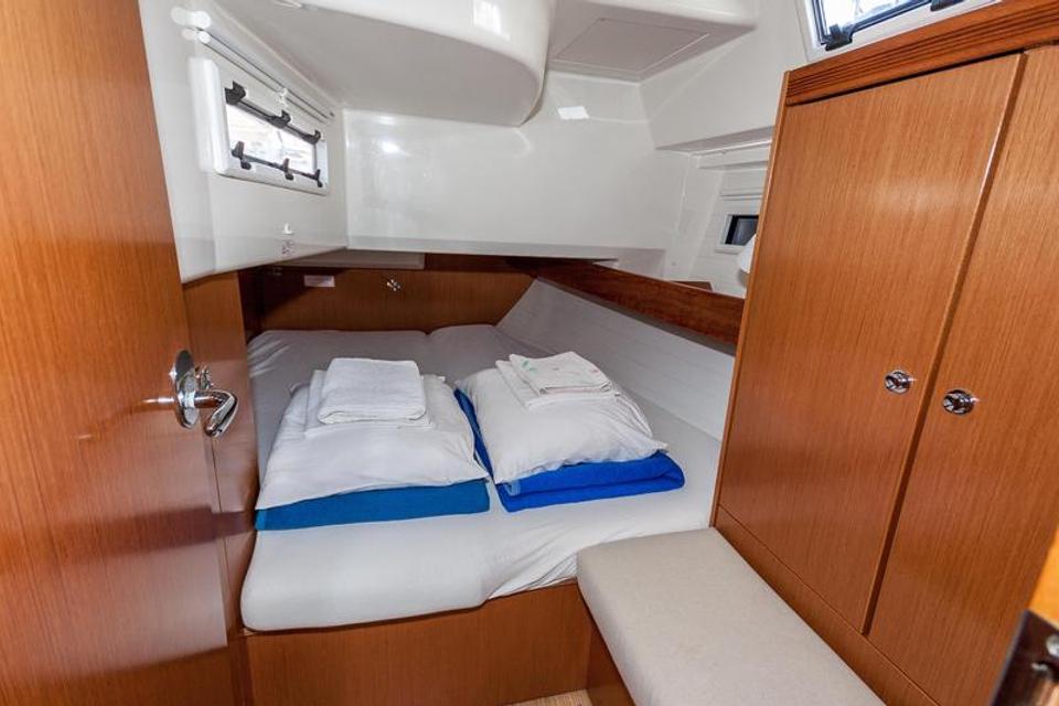 Bavaria Cruiser 40 (15)