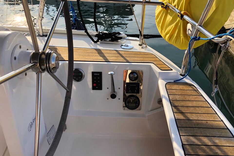 Bavaria Cruiser 34 (6)