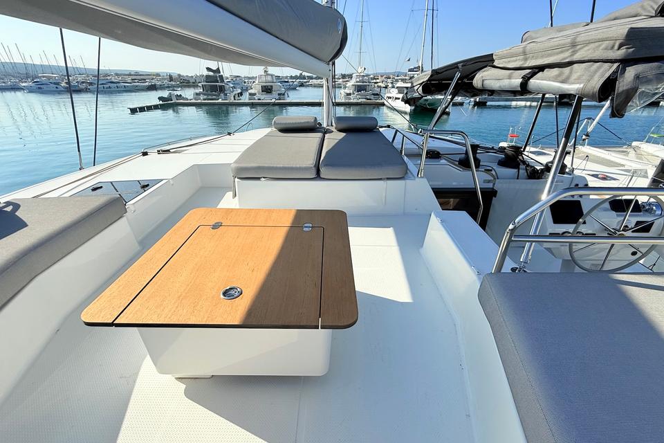 Fountaine Pajot Aura 51 (17)