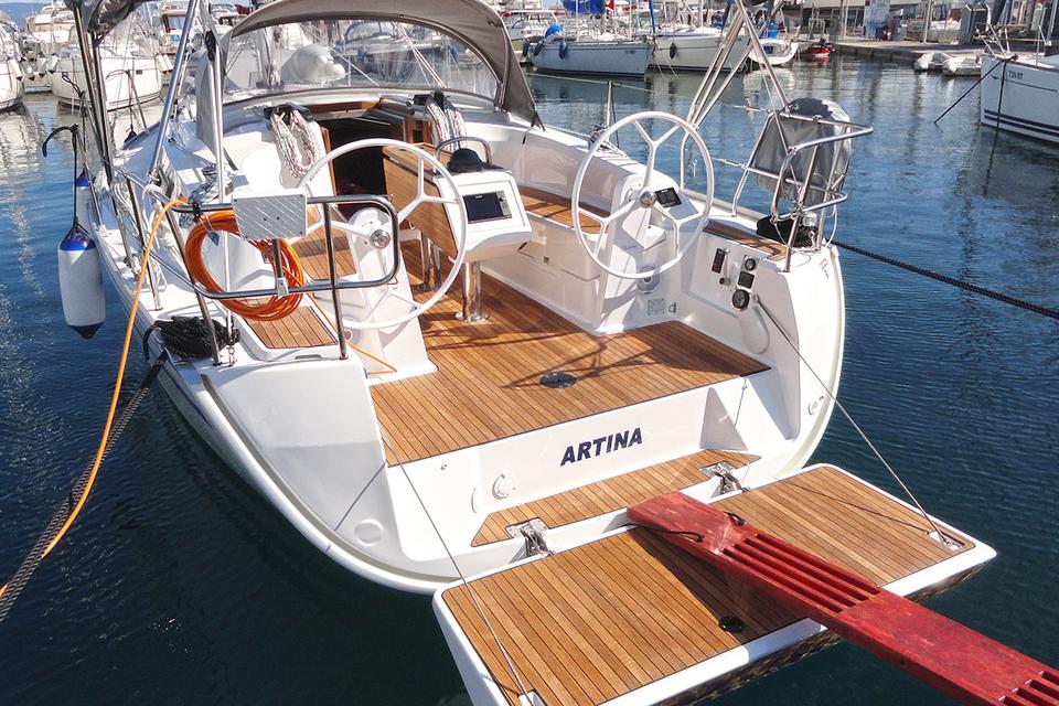 Bavaria Cruiser 34 (16)
