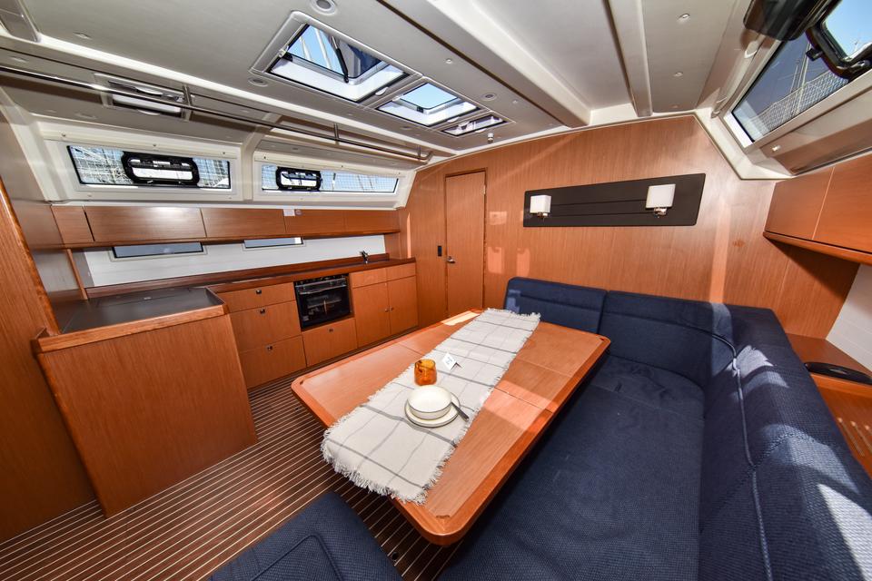 Bavaria Cruiser 46 (5)