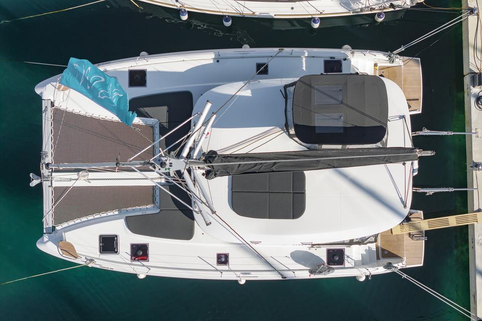 Lagoon 38