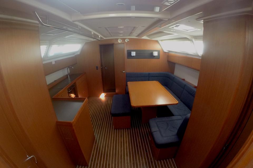 Bavaria Cruiser 46 (2)