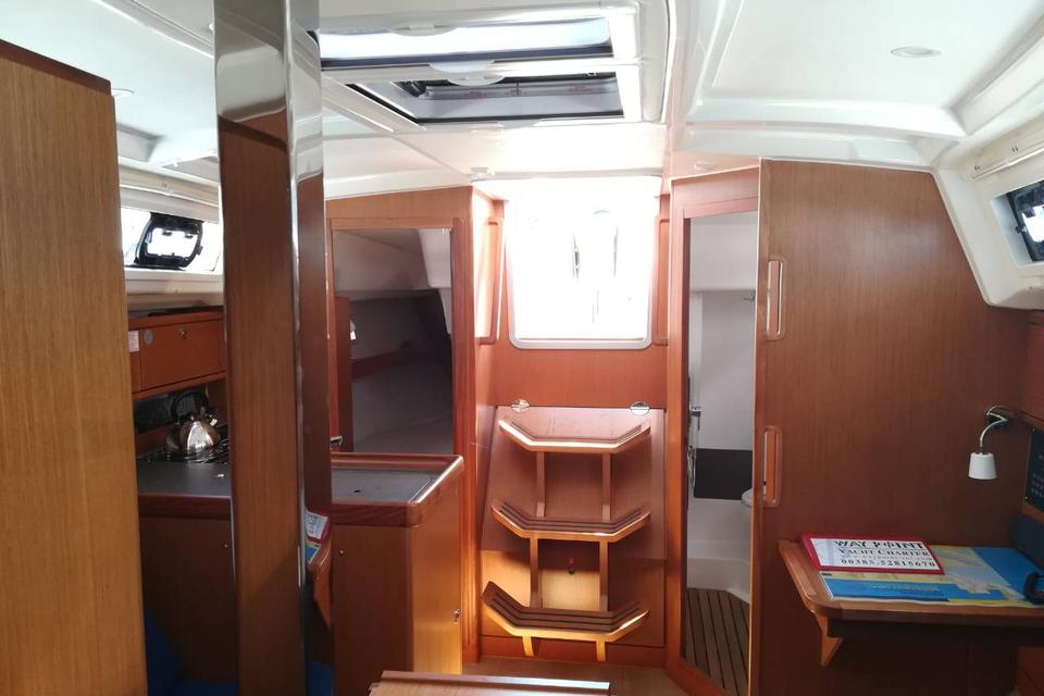 Bavaria Cruiser 34 (3)