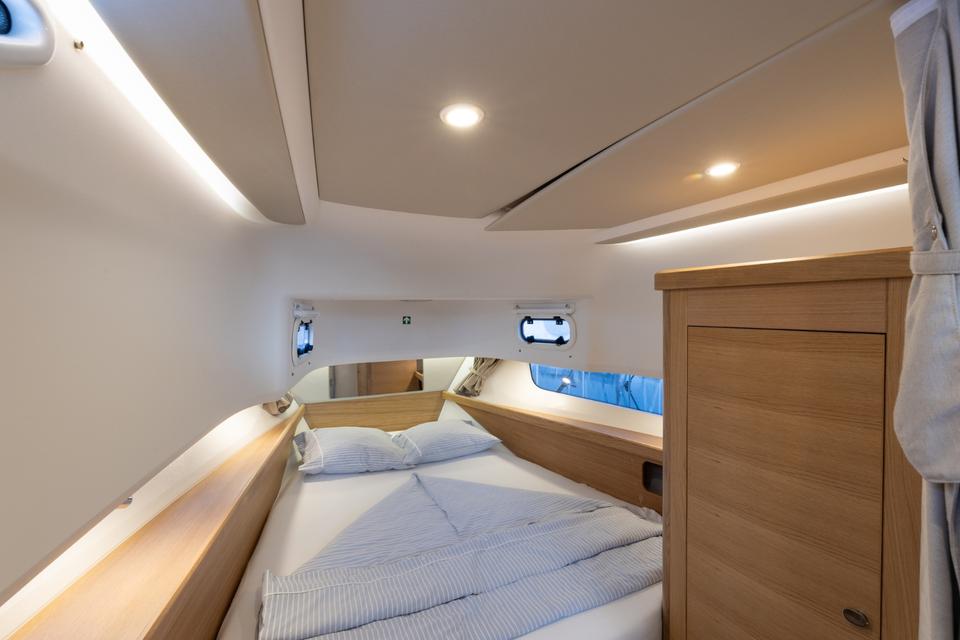 Nimbus Commuter C11 (14)