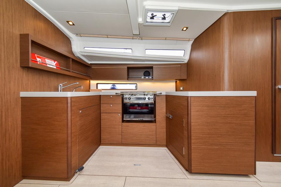Beneteau Oceanis 40.1 (16)