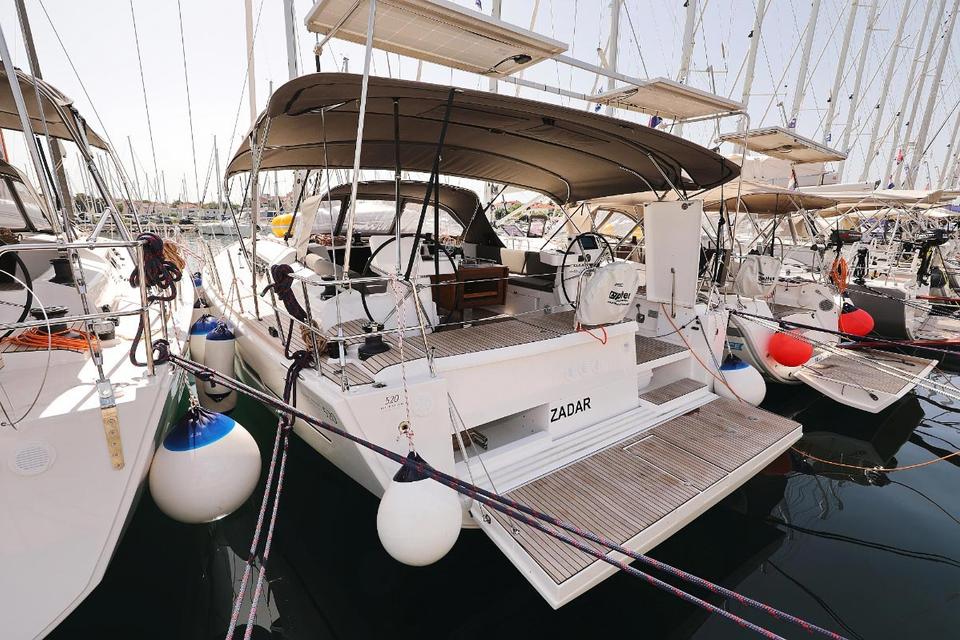 Dufour 520 Grand Large (3)
