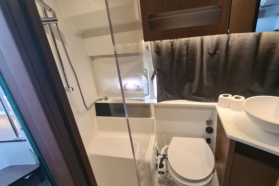 Beneteau Antares 11 OB FLY (8)