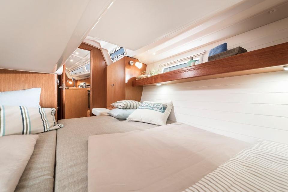 Bavaria Cruiser 34 (19)