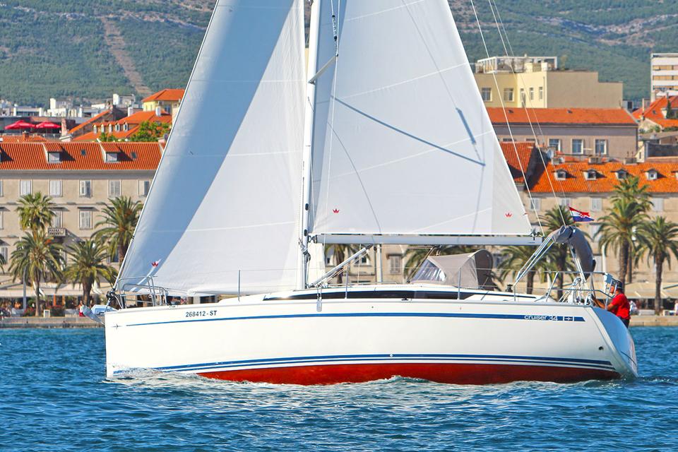 Bavaria Cruiser 34 (5)