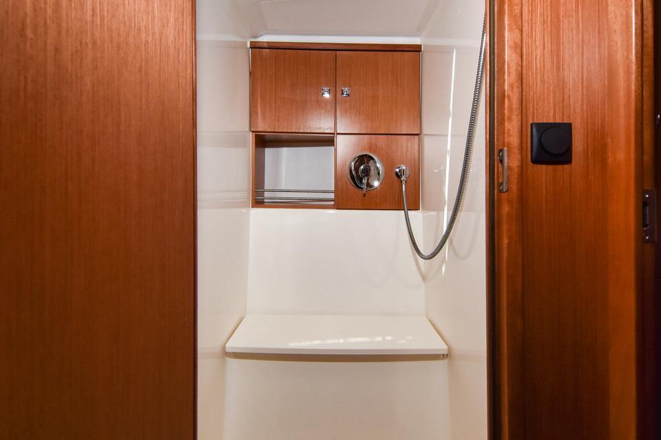 Bavaria Cruiser 46 (24)