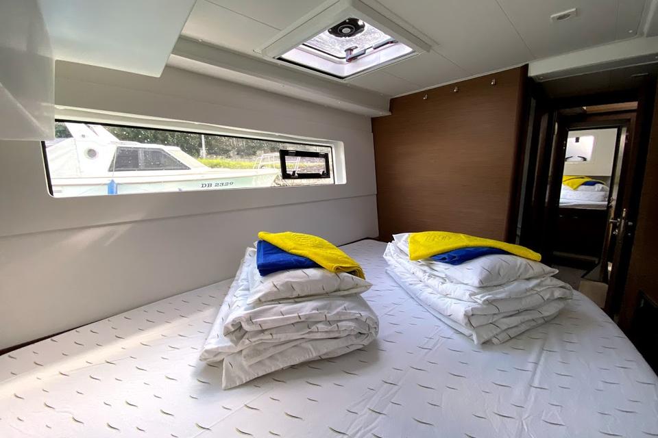 Lagoon 40 (5)